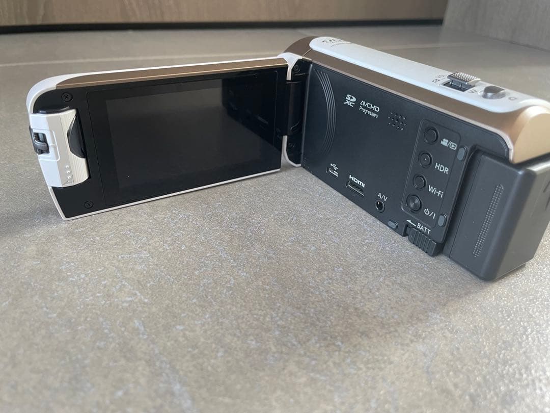 美品 パナソニック デジタルハイビジョン HC-W580M ビデオカメラ