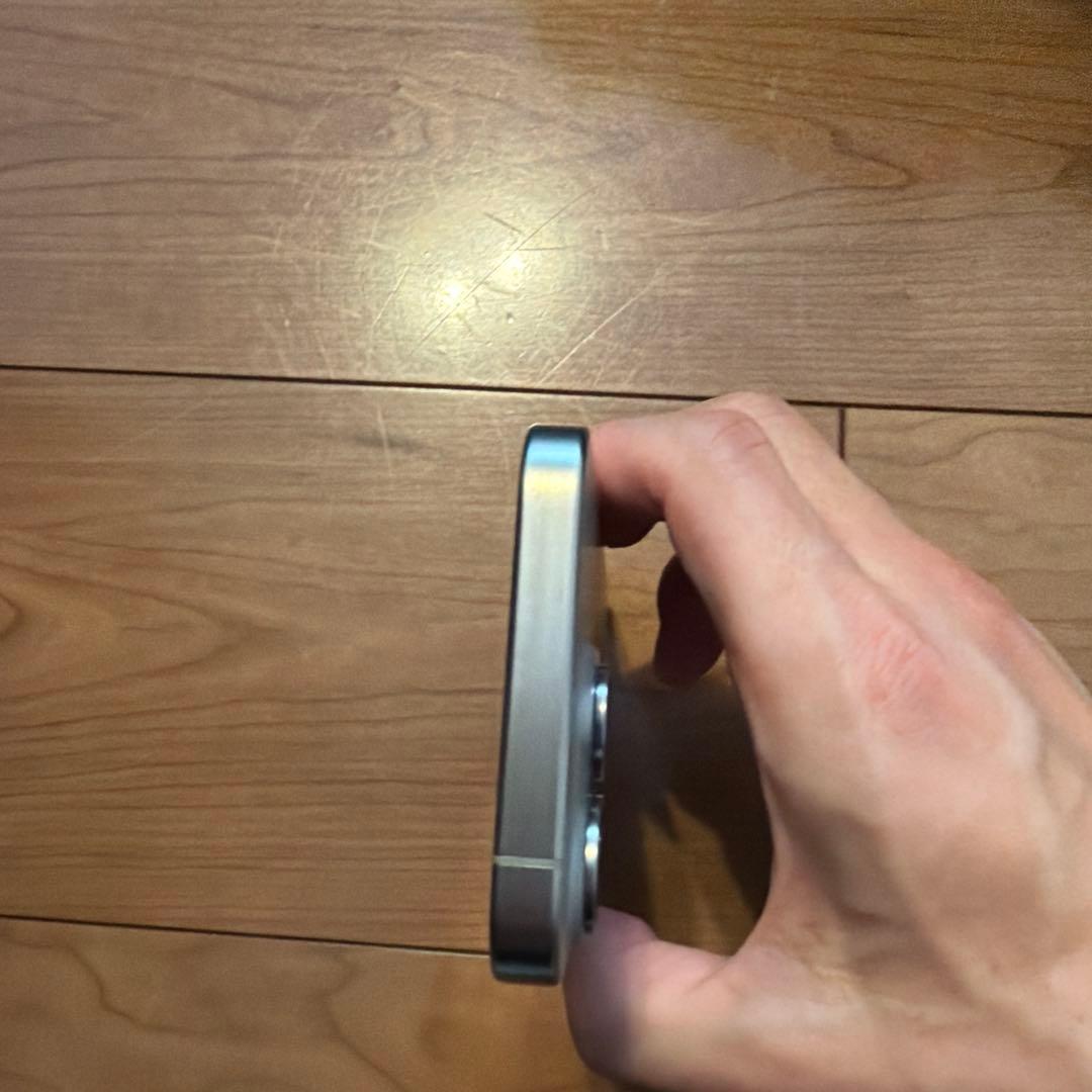 iPhone15 Pro 本体 256GB