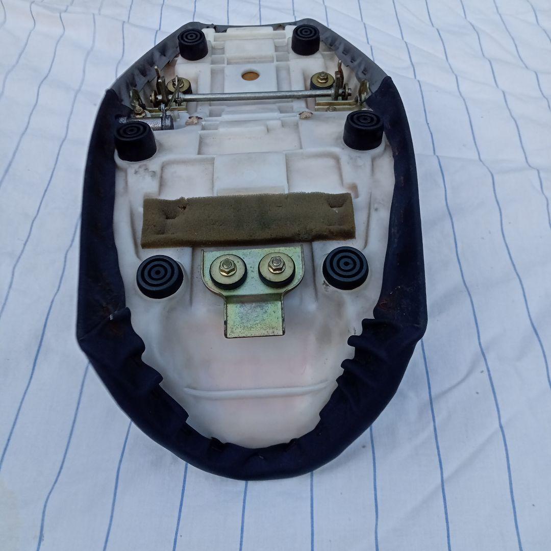 YAMAHA・SRX400純正シート