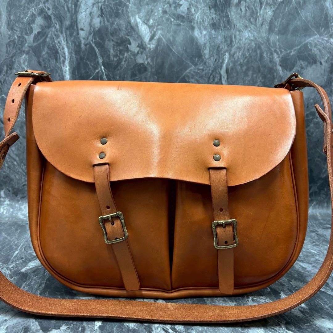 r*u様 美品■CUSHMAN ショルダーバッグ　メッセンジャー　本革　レザー