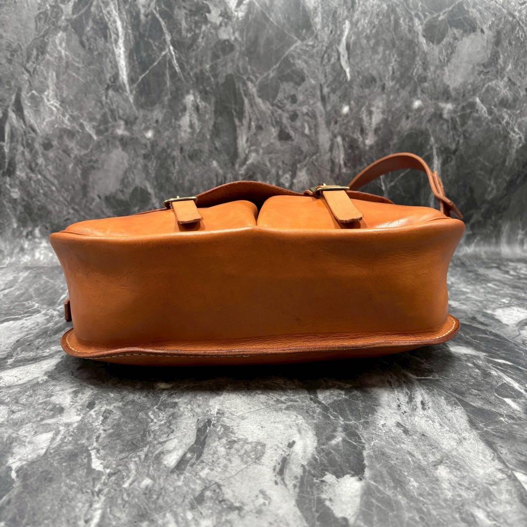 r*u様 美品■CUSHMAN ショルダーバッグ　メッセンジャー　本革　レザー