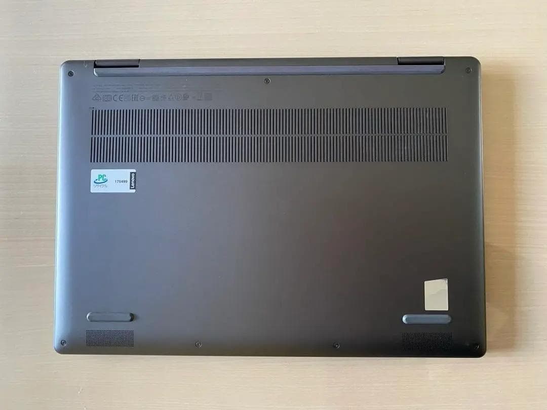 【極美品】Lenovo Yoga 770i/有機EL/Core i7/1TB