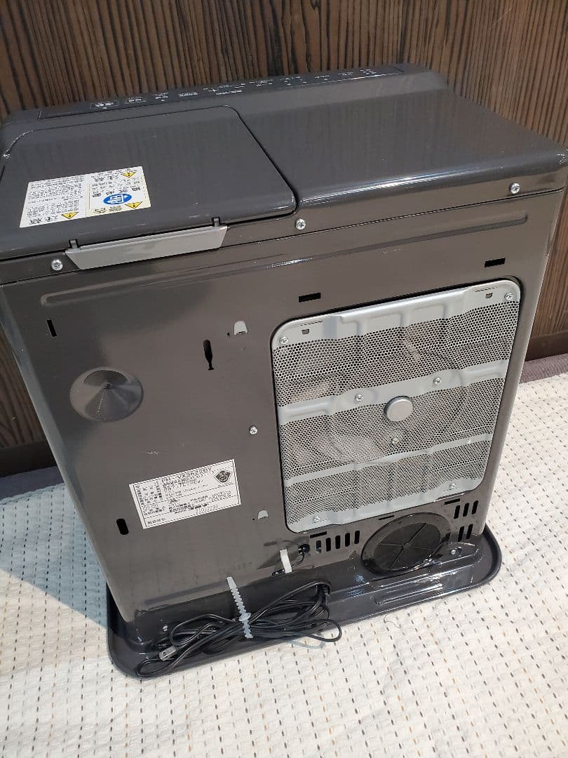 石油ストーブ　2022年製　FH-VX3622BY