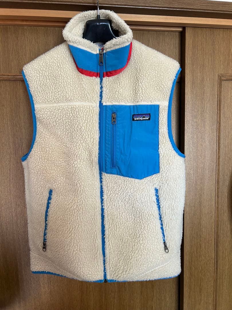 patagonia フリースベスト アイボリー