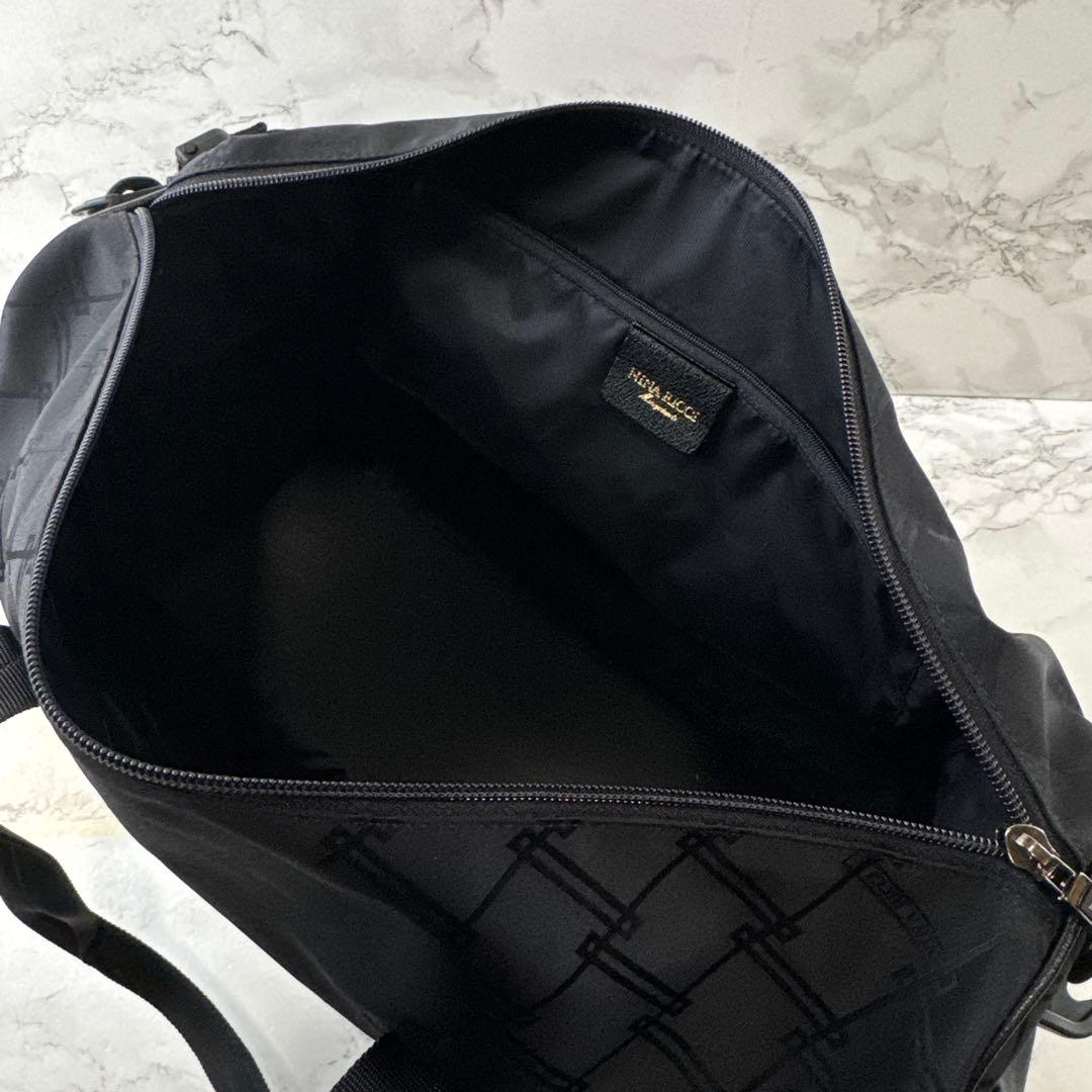 ほぼ未使用品 NINA RICCI ニナリッチ ナイロン総柄 ボストンバッグ 黒