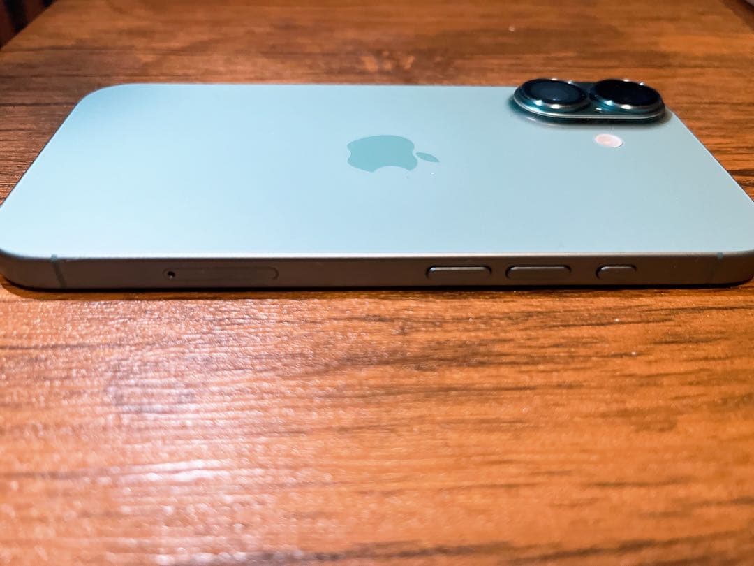 【美品】iPhone16 128GB ティール SIMフリー 最大容量100%