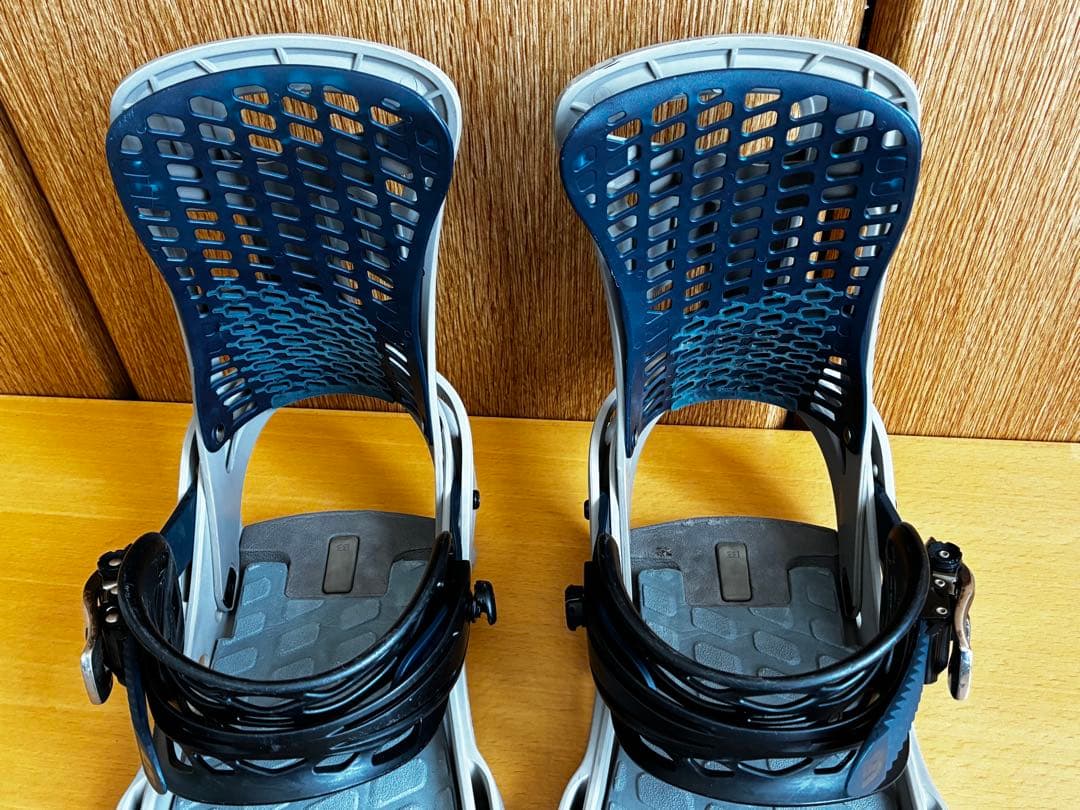 バートンBURTONバインディング【ジェネシスTT（M）】ゲンテンスティック等に