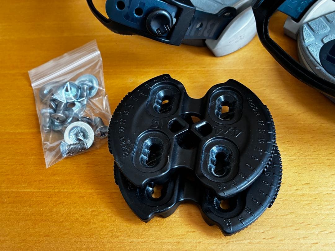 バートンBURTONバインディング【ジェネシスTT（M）】ゲンテンスティック等に