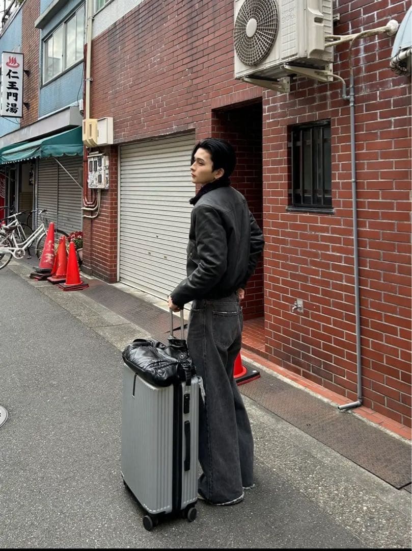 ジャケット・アウター RADIANT crack suede boa jacket