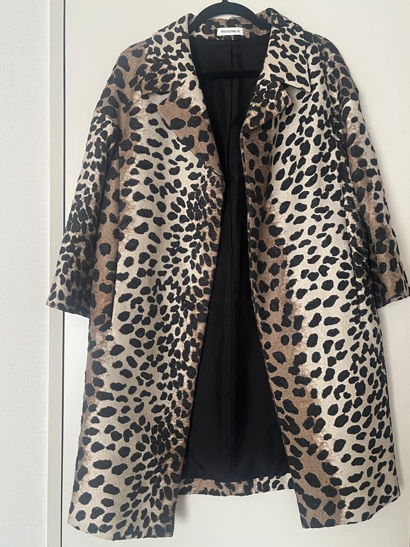 MADISONBLUE レオパード　ジャガードコート　0