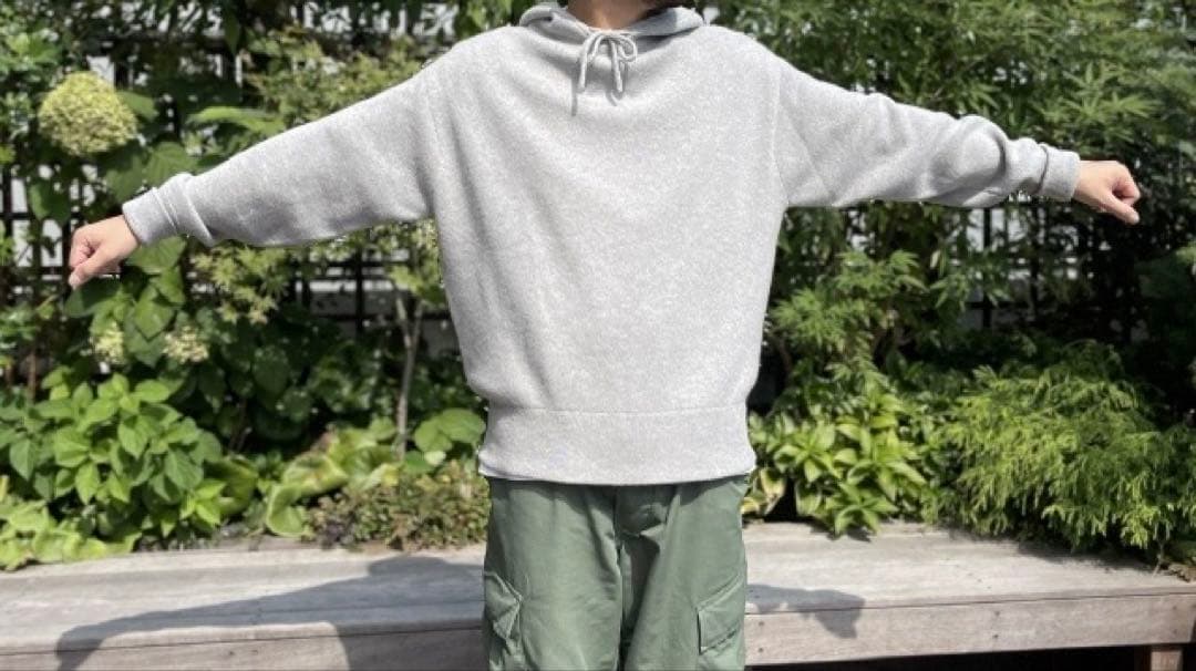 【期間限定価格】100% CASHMERE BIG HOODIE