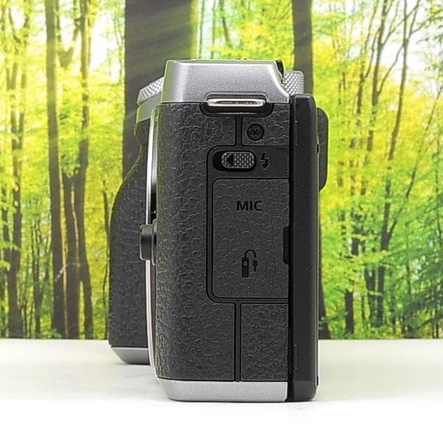 WiFi搭載☆Canon EOS M6 markⅡ☆最新スペック搭載機