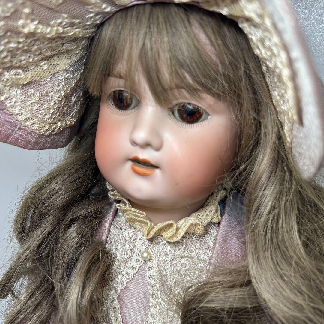 アーモンド・マルセル　アンティークビスクドールブラウンアイオープンマウス銘A&M