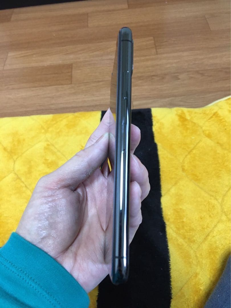 iPhone X 64GBブラック 本体 SIMロック解除済