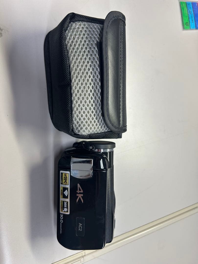 4K コンパクトデジタルカメラ ケース付き