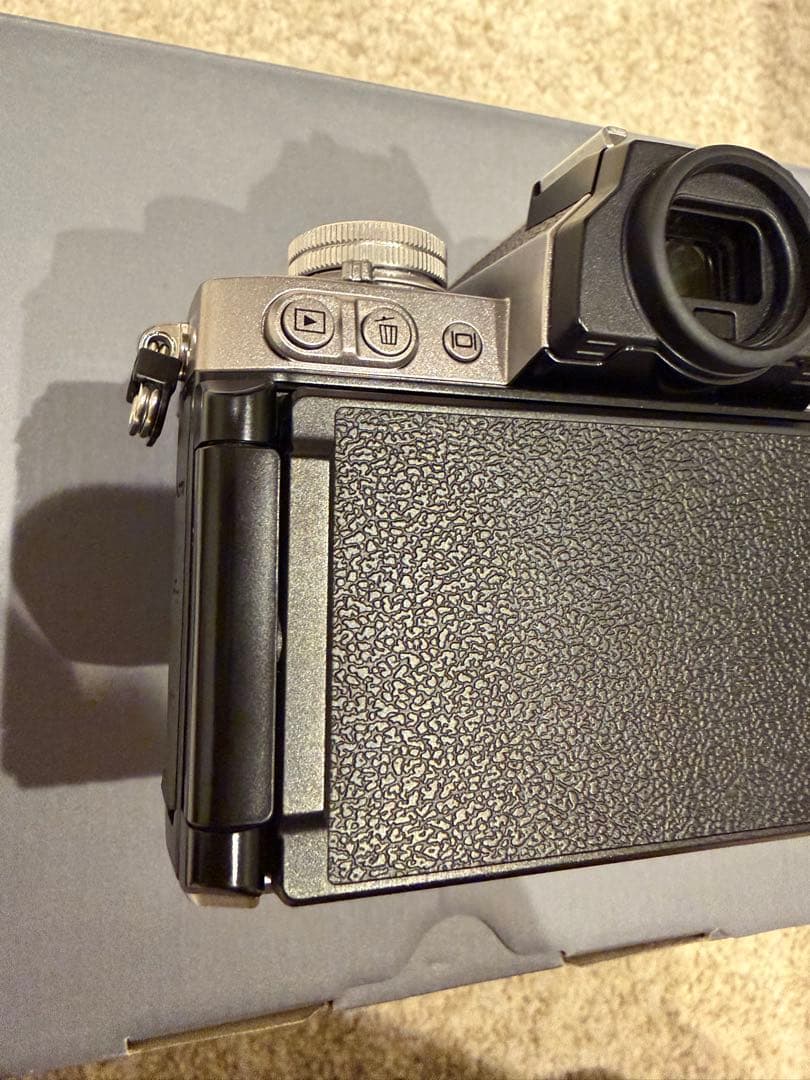 【美品】Nikon Z fc 16-50 VR レンズキット シルバー