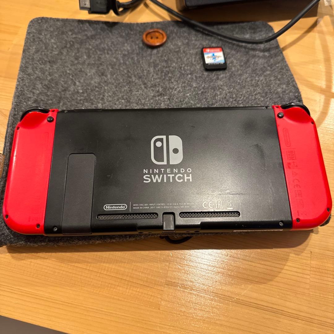 Nintendo Switch 本体 赤/黒 ポケモンソード付き