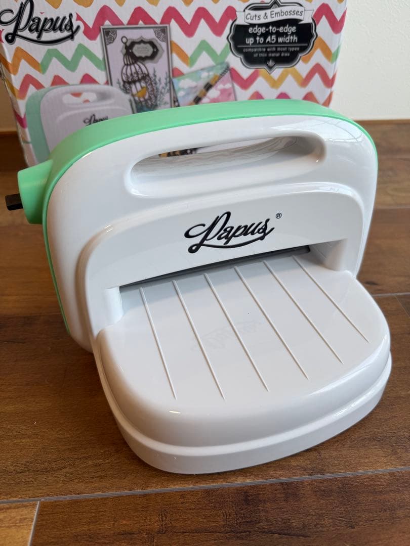 【美品】Papus ダイカットマシン ペーパークラフト エンボス カッティング