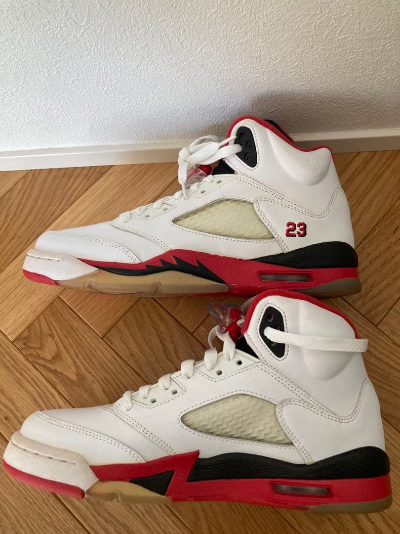 ナイキ GS エアジョーダン5 レトロ \"ファイヤーレッド