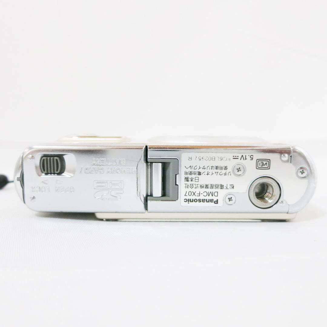 Panasonic LUMIX DMC-FX07 ゴールド／デジタルカメラ