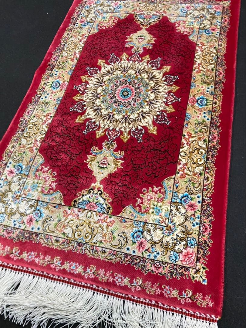 最高級希少作 ペルシャ絨毯 イラン クム産シルク100% 手織り　289万ノット