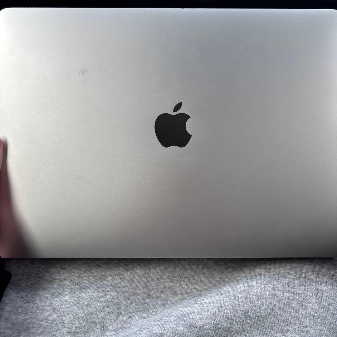MacBook本体 Apple MacBook Air (M1, 16GB),2020