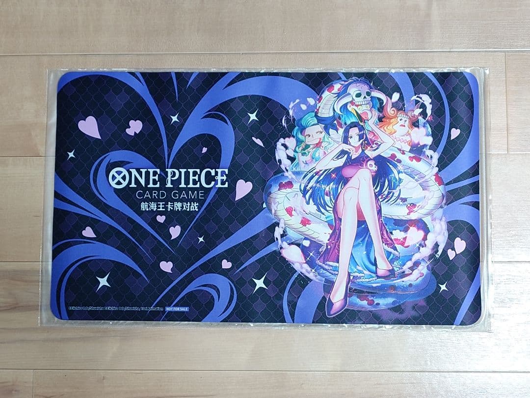 【超希少・美品】ワンピースカード 公式 ハンコック プレイマット 世界100枚