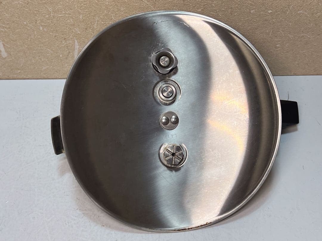 ラゴスティーナ ステンレス圧力鍋 22cm 7L