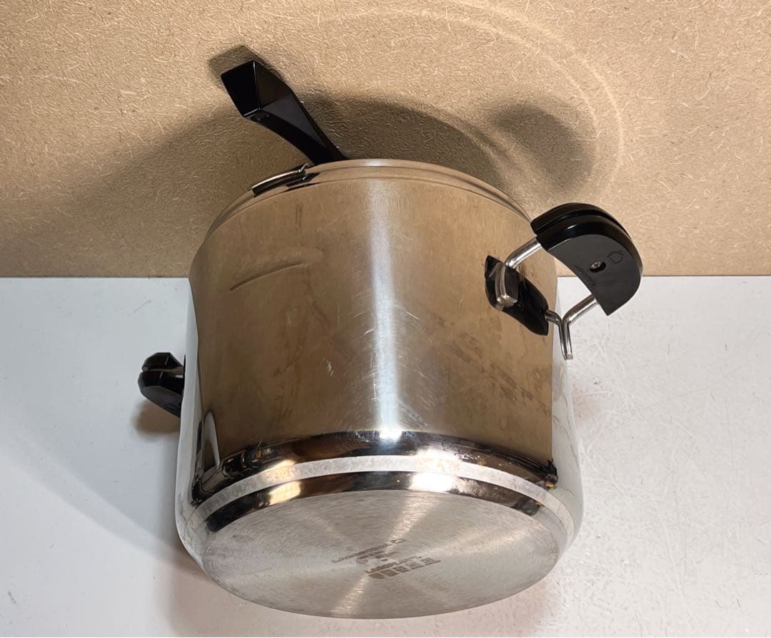 ラゴスティーナ ステンレス圧力鍋 22cm 7L