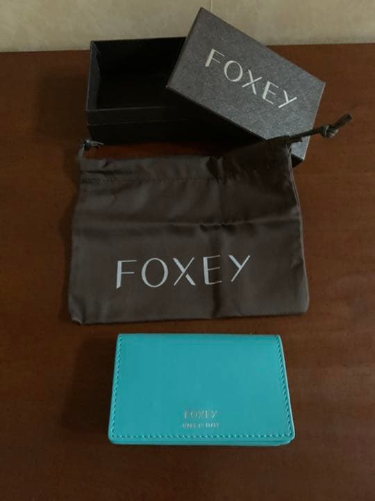 Senka【新品・未使用】フォクシー　カードケース　革製品