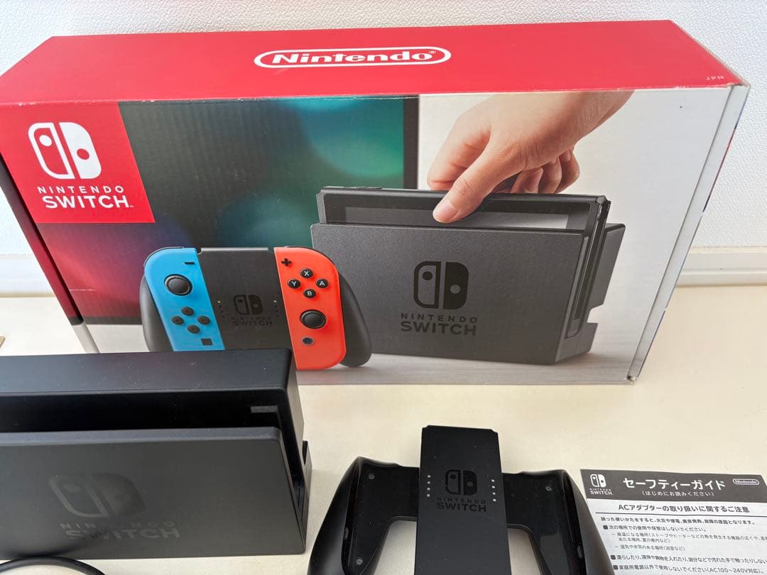 Nintendo Switch 赤/青 本体