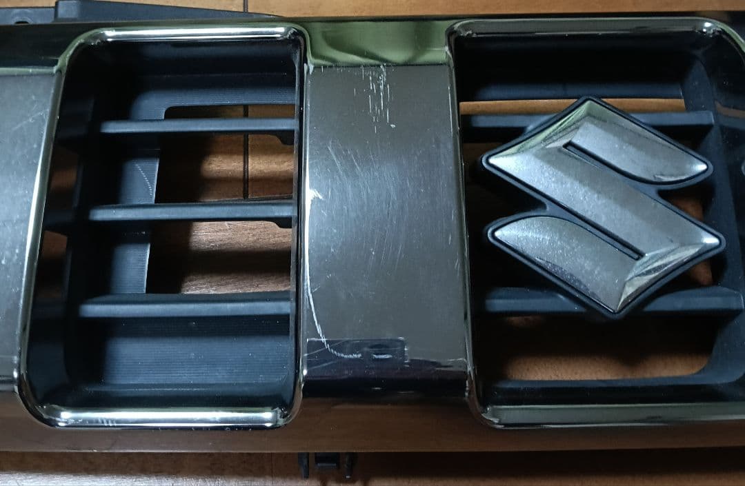 【限定セール】JB23ジムニー10型ランドベンチャー純正フロントグリル