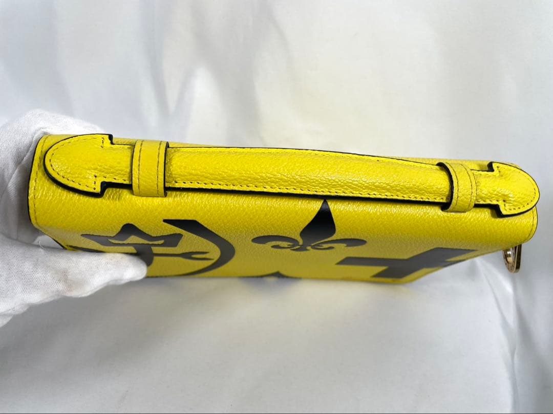 美品 CASTELBAJAC カステルバジャック Wファスナー財布 ネゼル