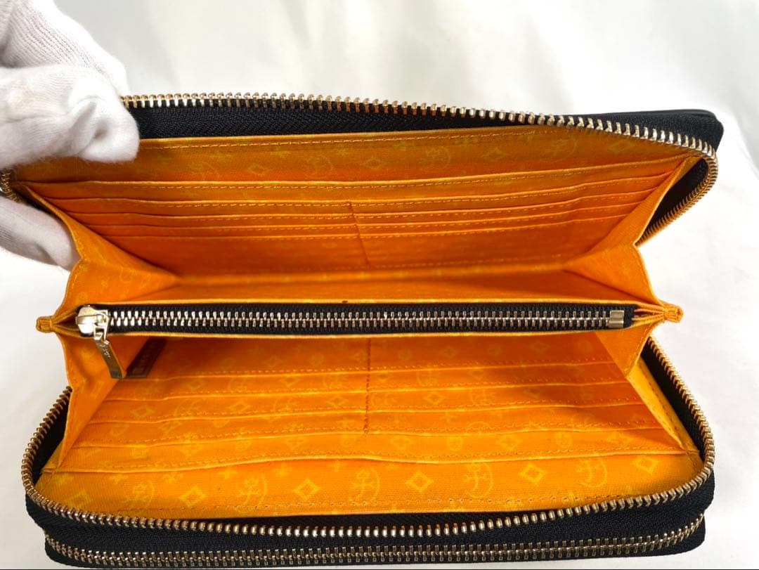 美品 CASTELBAJAC カステルバジャック Wファスナー財布 ネゼル