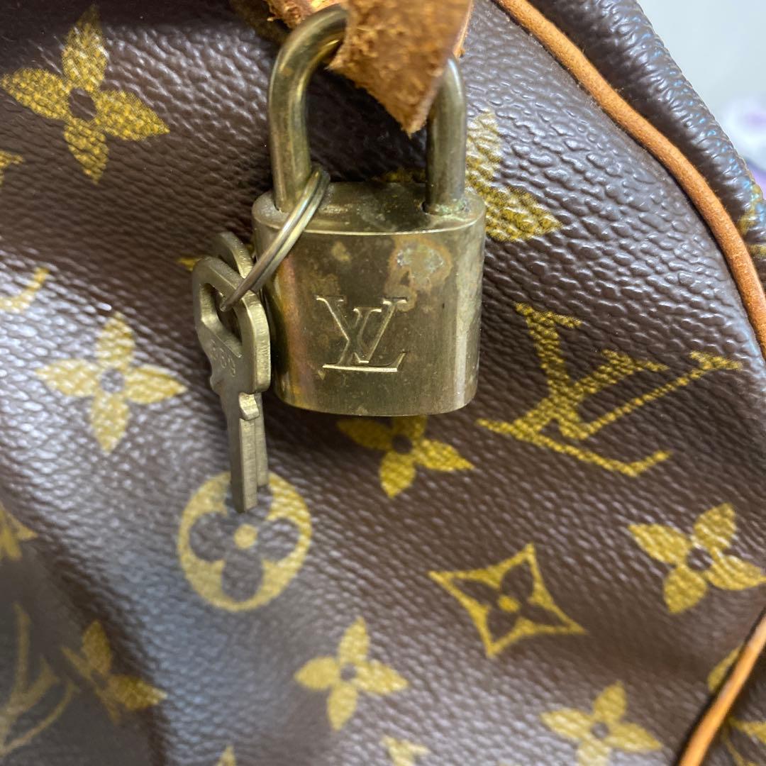LOUIS VUITTON モノグラム　スピーディ25