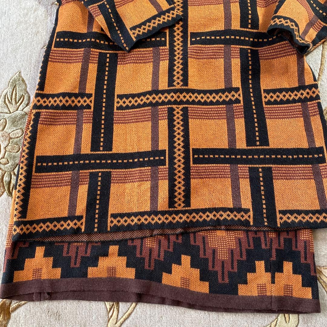 オレンジ幾何学模様ニットセット