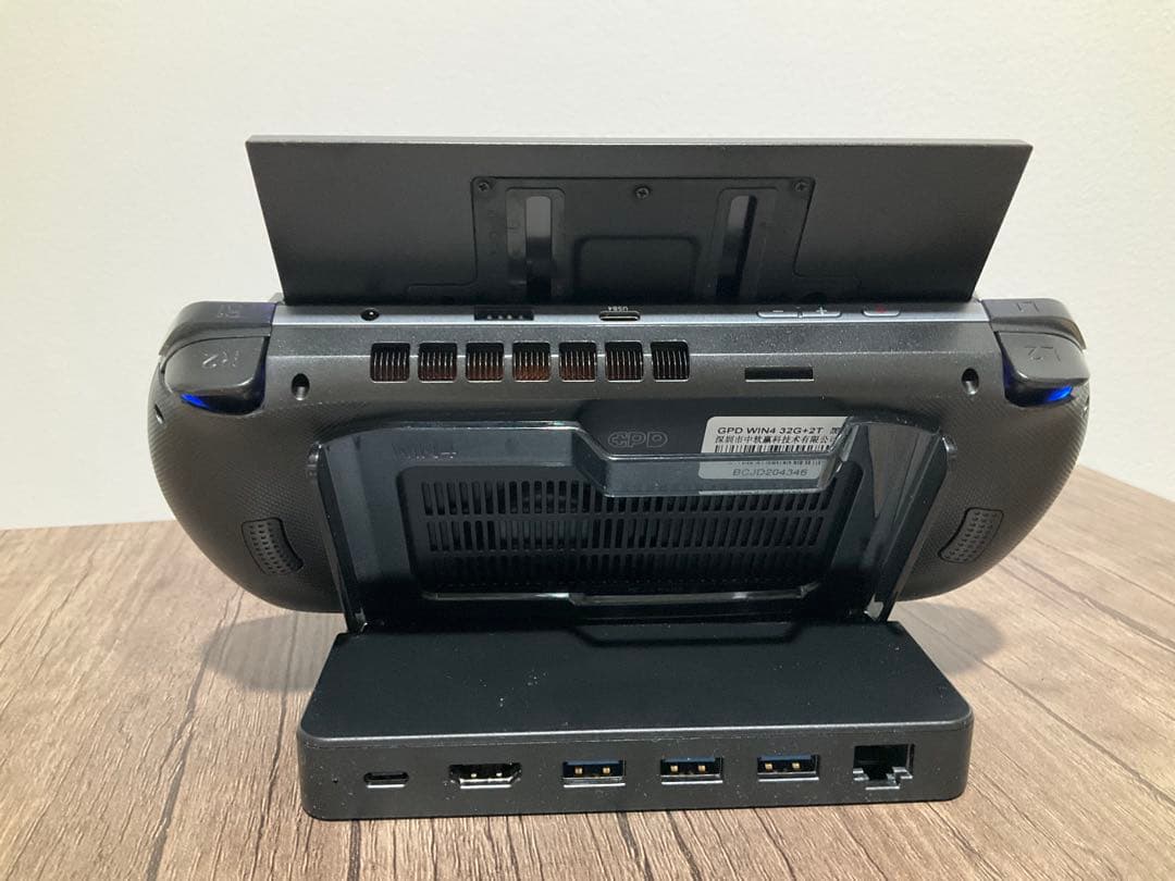 WIN GPD4（6800U/32GB/1TB）ケース、アダプタ、USBメモリ付