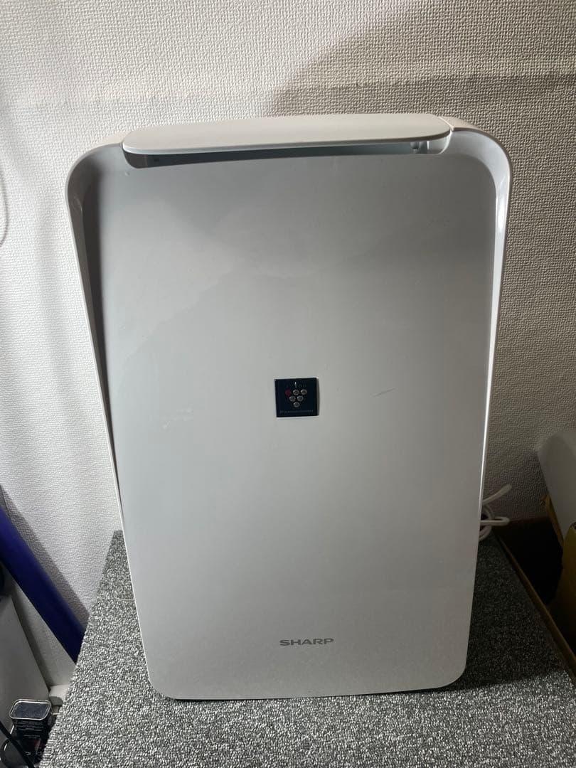 24年製 シャープ 衣類乾燥 除湿機 CV-R71-W