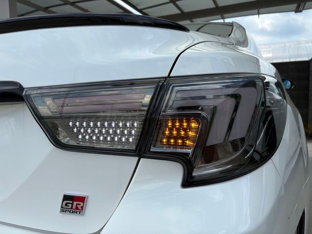 BRASHトヨタ GRX130 マークX 中後期型 逆L字テールランプ