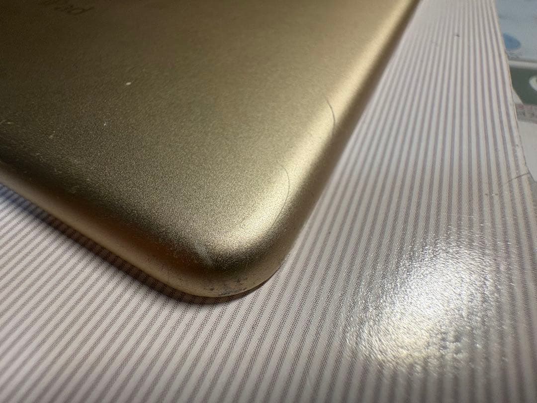 iPad mini 4 Wi-Fiモデル　ゴールド　64GB