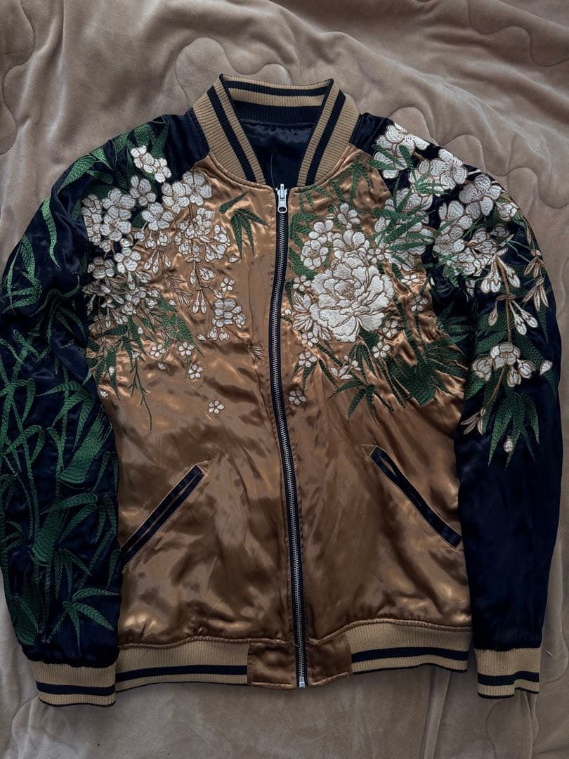 美品 ２面用 絡繰魂 虎 桜 日本限定 スカジャン vintage レーヨン