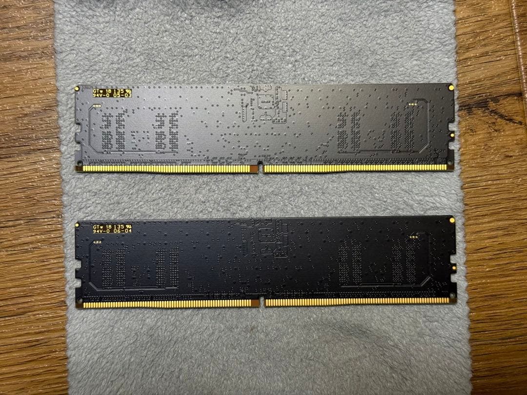 メモリー Crucial DDR5 4800 8*2 16GB