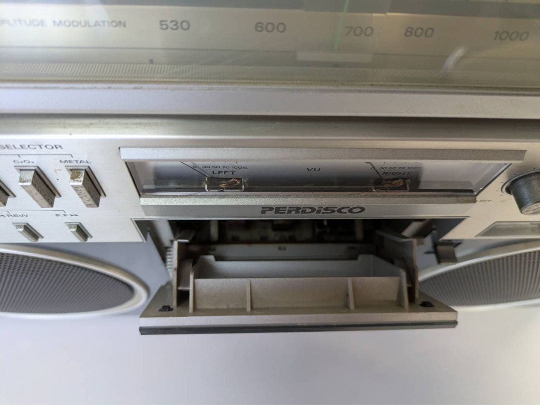 日立パディスコ　TRK-8600 ラジカセ