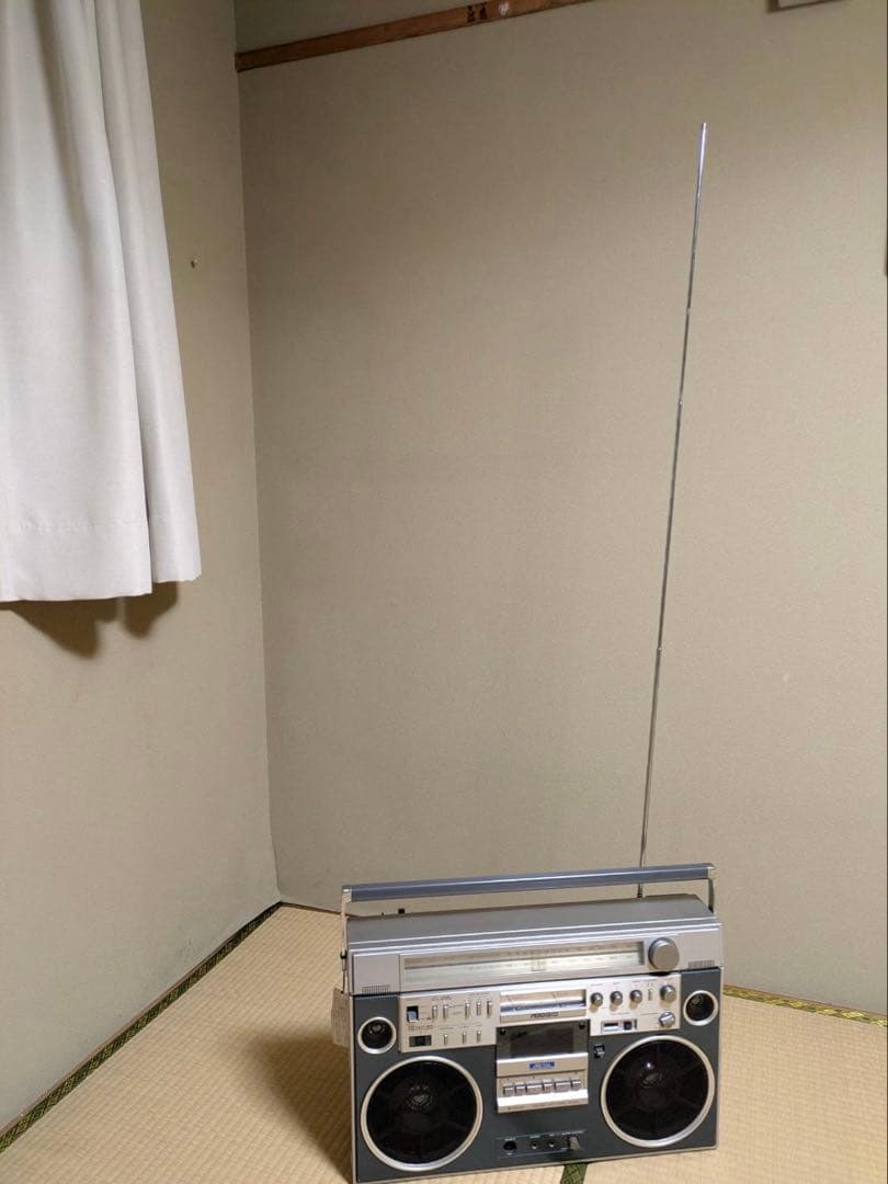 日立パディスコ　TRK-8600 ラジカセ