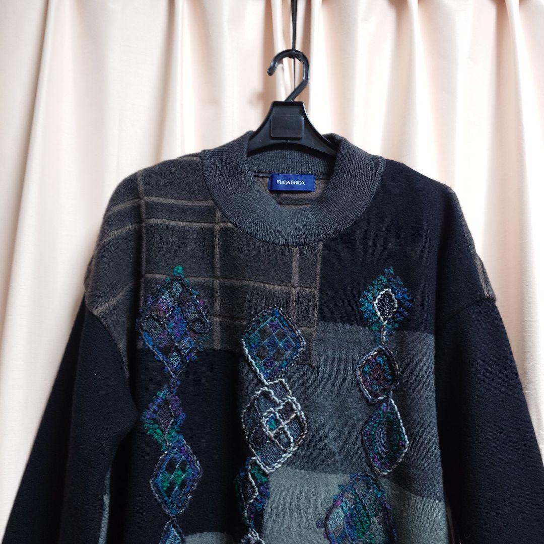 由宇フーガフーガより 幾何学模様刺繍セーター新品未使用