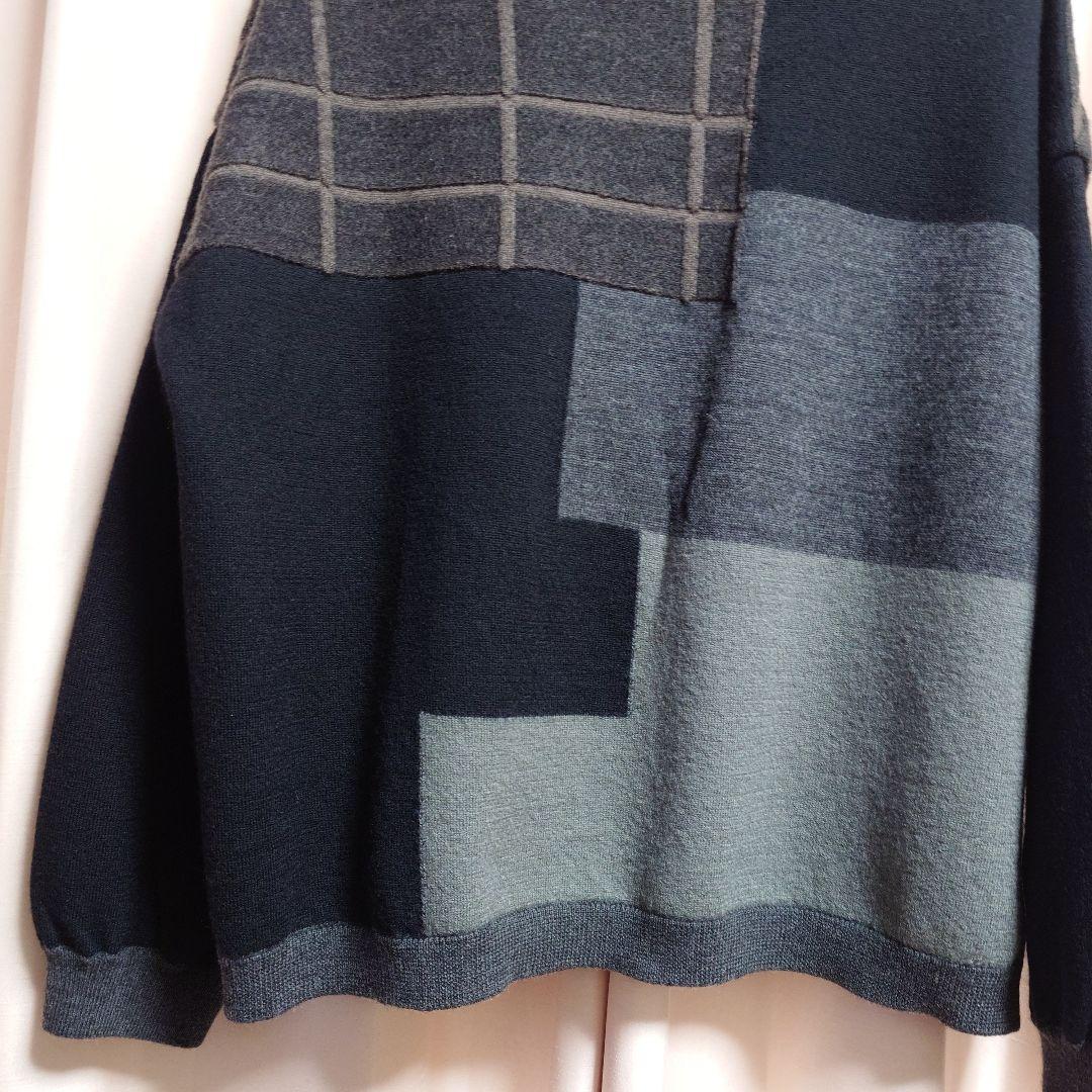 由宇フーガフーガより 幾何学模様刺繍セーター新品未使用