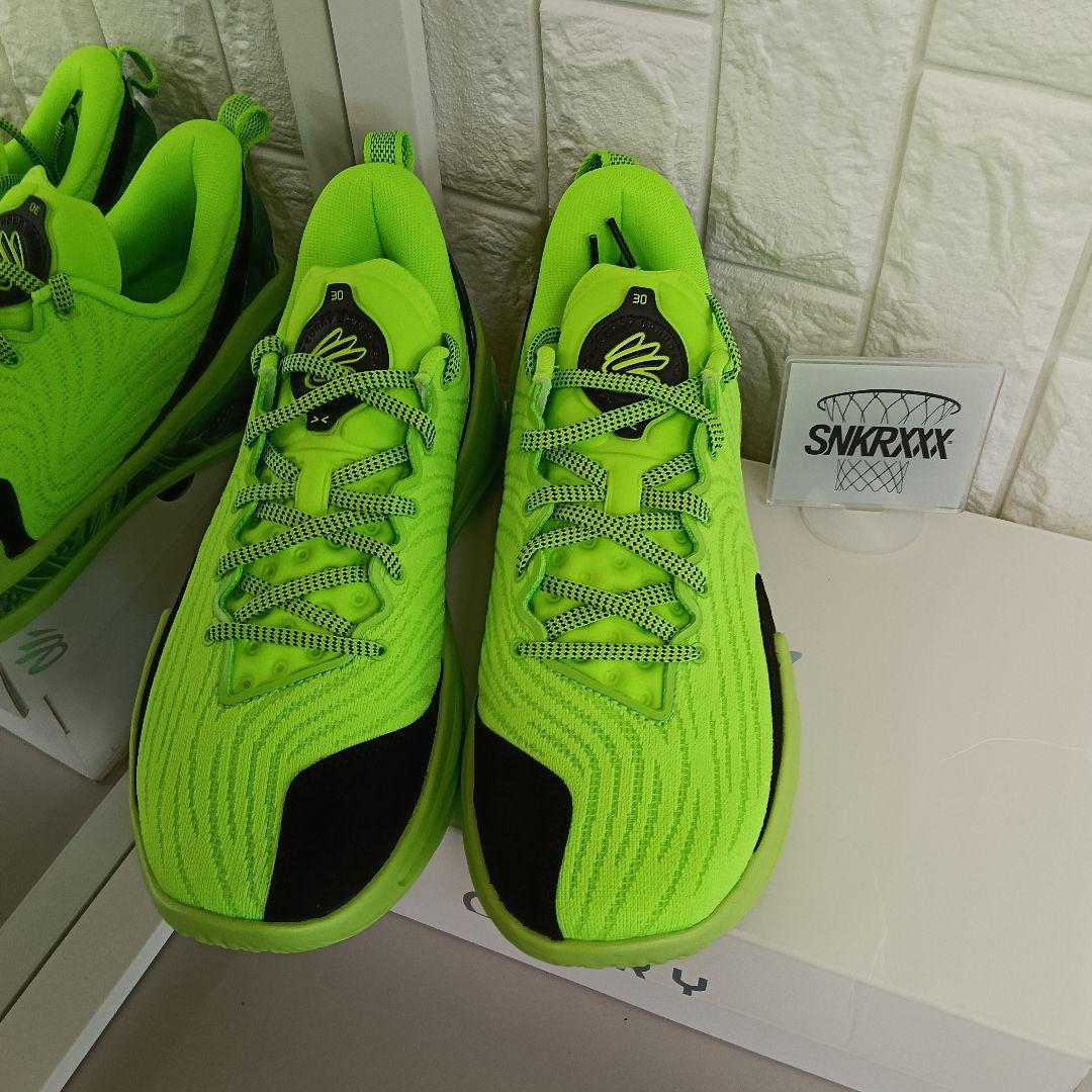 当日発送★アンダーアーマー カリー12「EXTRATERRESTRIAL」US9