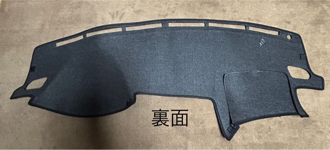 スバル　レガシィ　後期　BP5 シェブロン　ダッシュマット　中古品