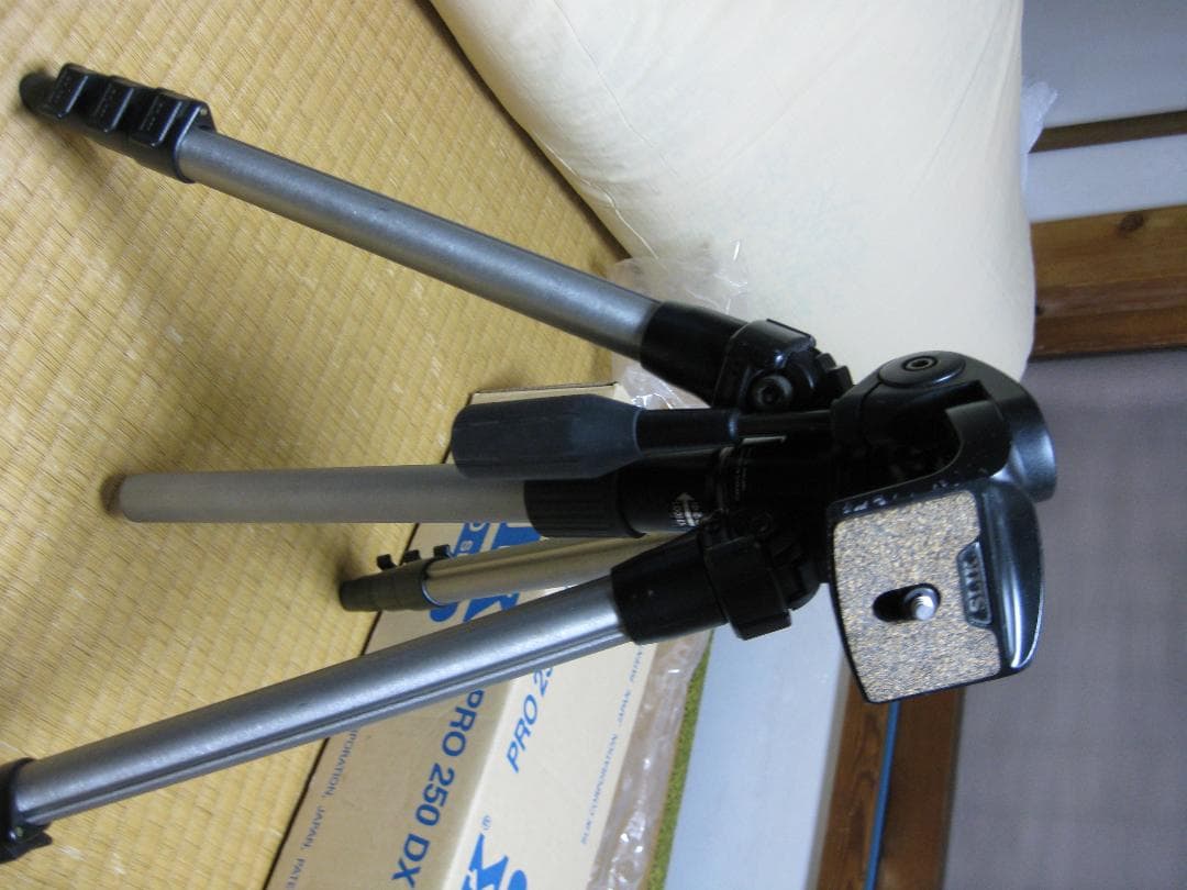 SLIK PRO250 DXⅡ　シルバー色