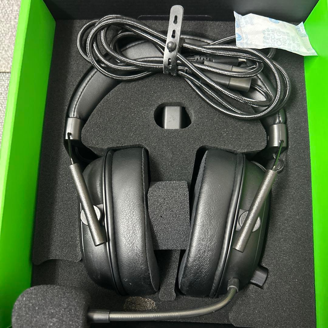 Razer レイザー BlackShark V2 ヘッドセット